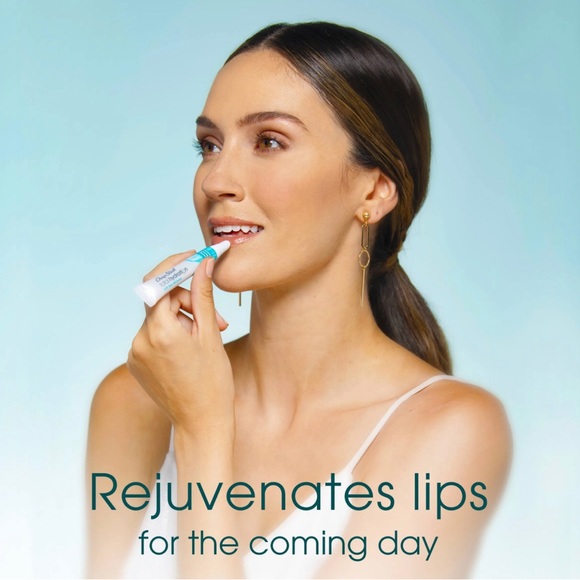 ChapStick Lip Treatment Total Hydration With Sea Minerals Overnight Renewal Balm - Picture 6 of 11